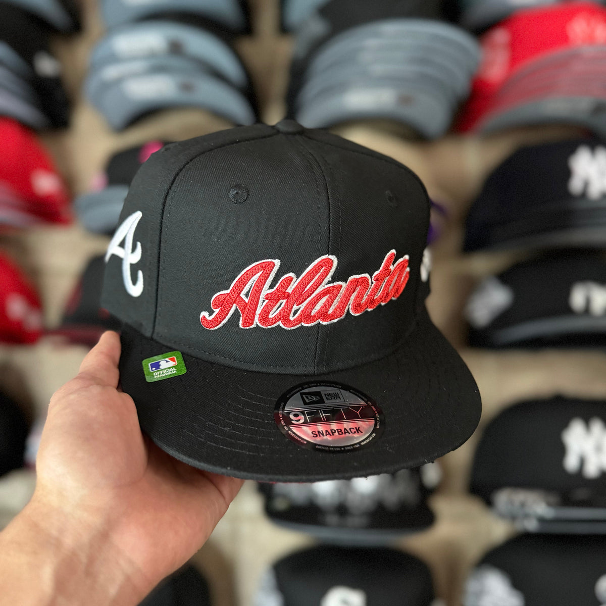 Atlanta Braves Black & Red