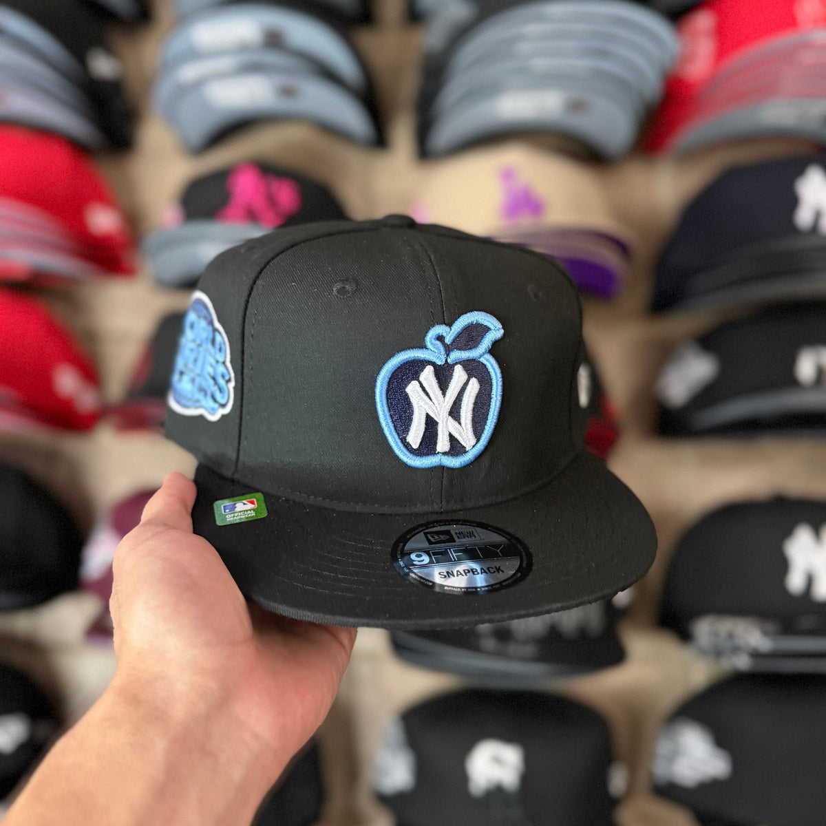 New York Yankees Apple Blue
